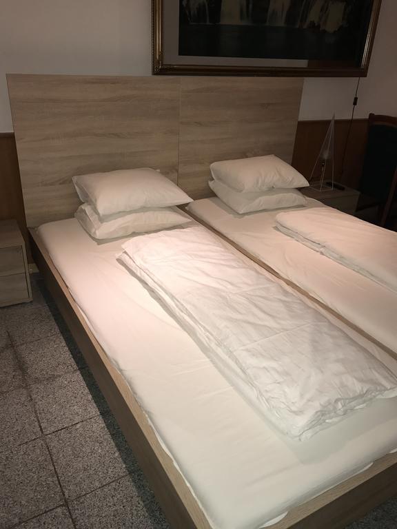 Nocleg ze śniadaniem Cafe 168 Wiedeń